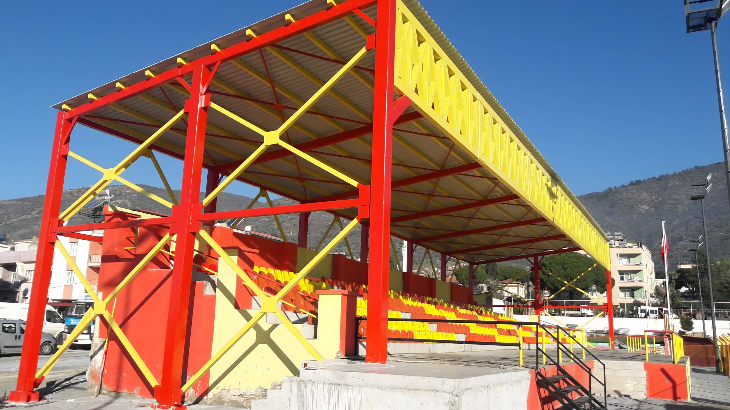 Bayındır stadyumu kapalı tribün imalatı